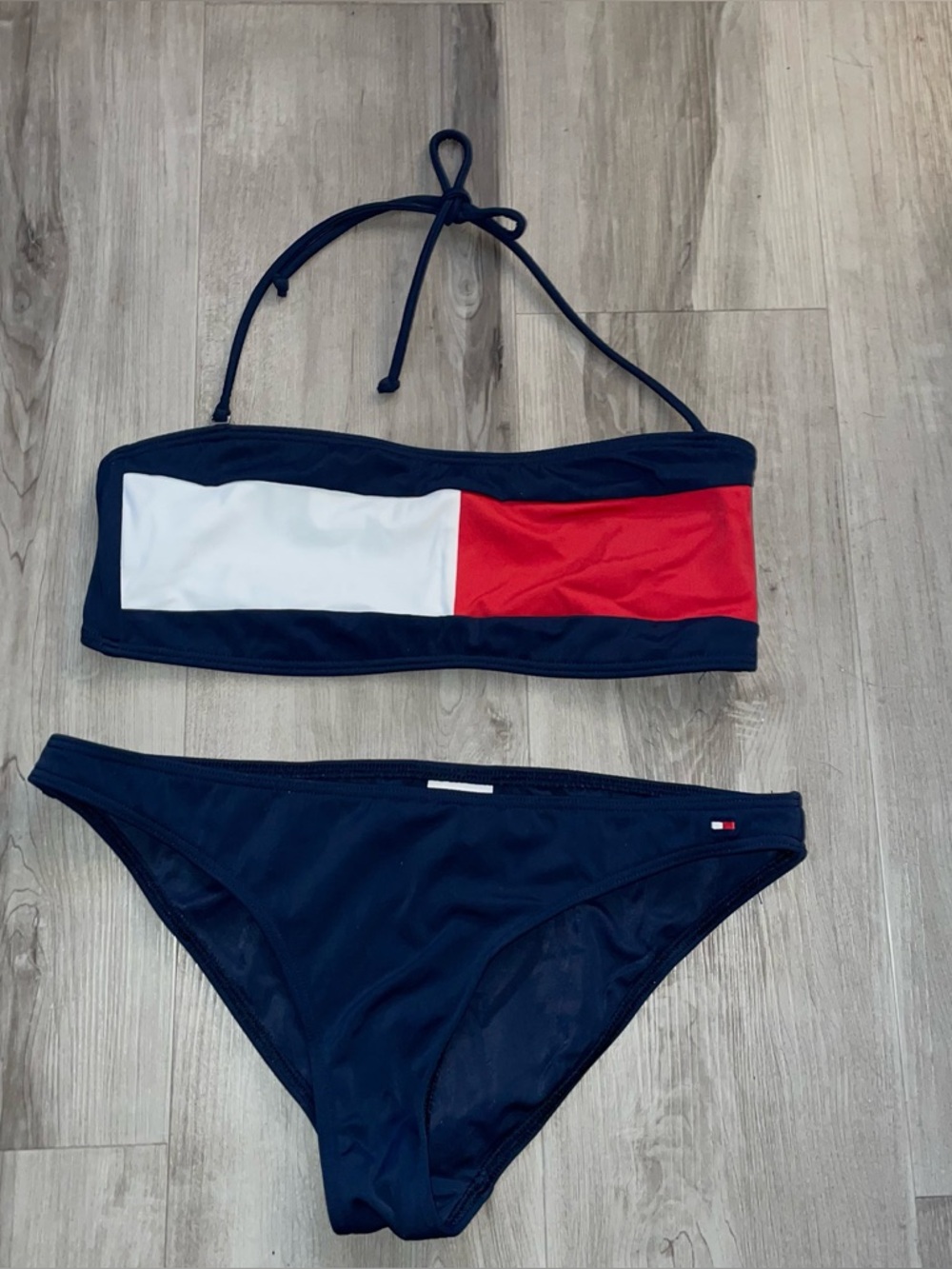 Tommy Hilfiger 2 piece swimsuit L